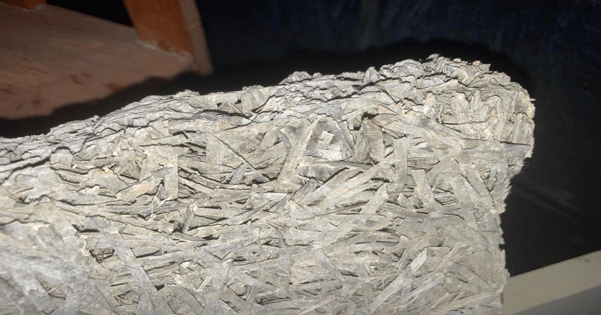 Wood wool slabs and stramit, what are they and do they contain asbestos